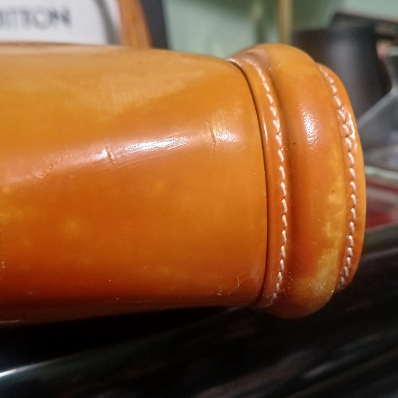 GUCCI Vintage Shoulder Bag - Picture 9 of 16